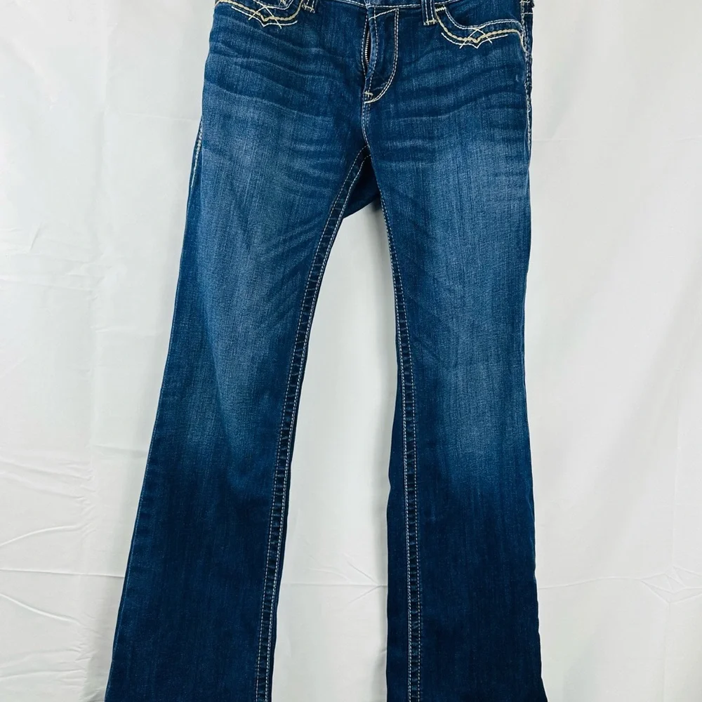 Ariat Women's Boot Cut Jeans in Classic Blue - Picture 2 of 3